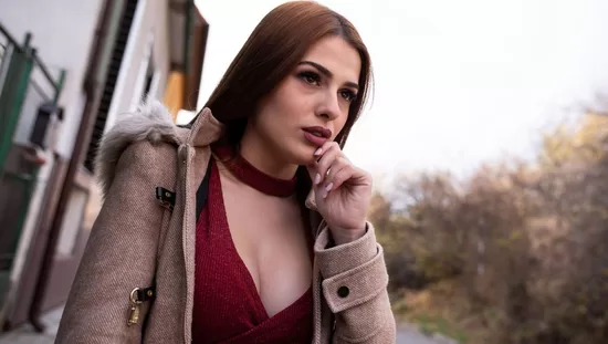 Под итальянскими красными трусиками
